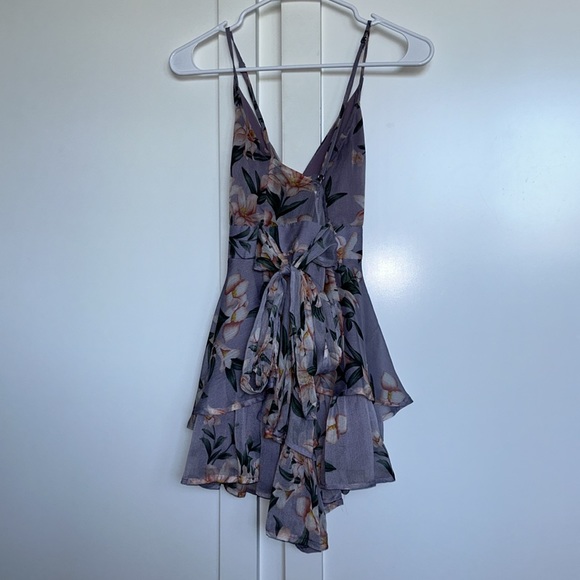 Floral romper! - Picture 4 of 11